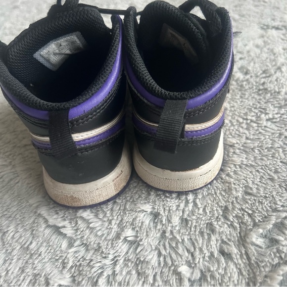 Jordan 1 Mid (TD) Toddlers Shoes Black- size  9C - Picture 4 of 10